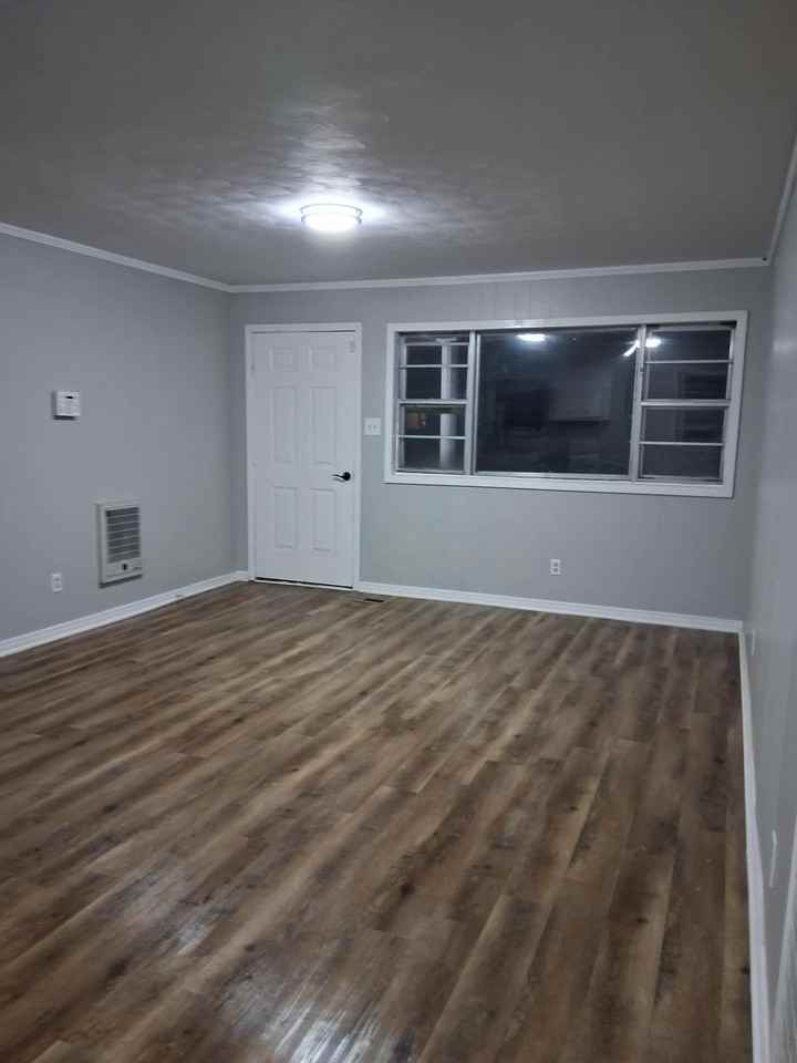 137 Baker St #1 - Photo 6 of 9