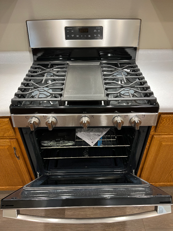 692 W 5th St - Photo 5 of 14