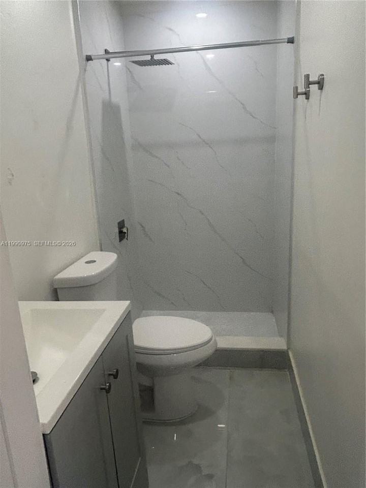 2100 N 14th Ave #1-2 - Photo 5 of 10