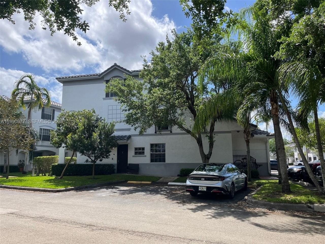 781 Sw 148th Ave #1502 - Photo 6 of 15