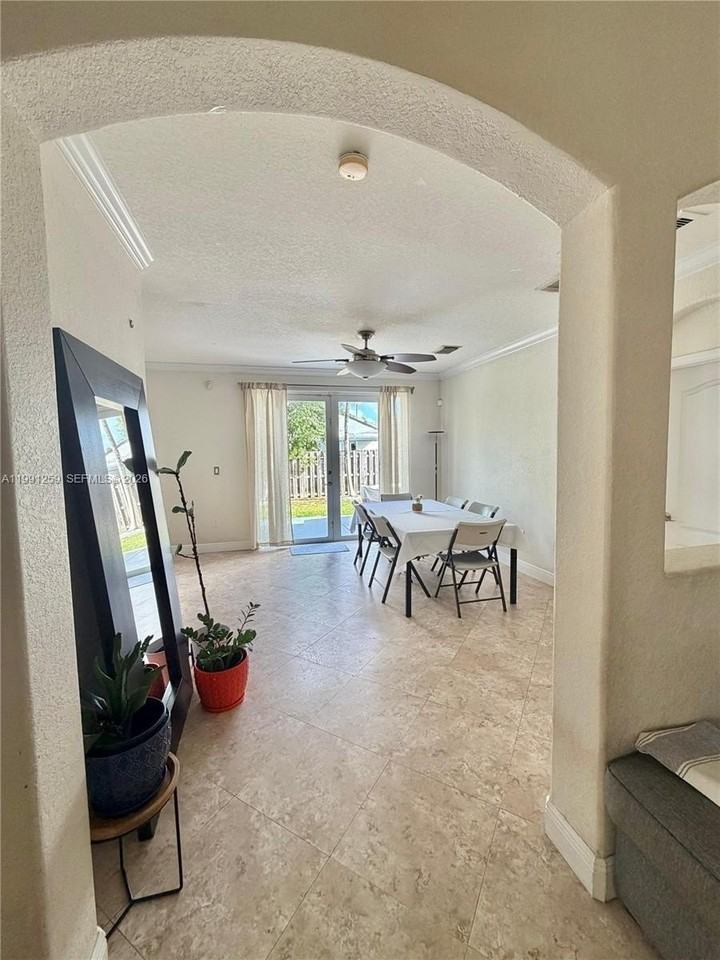 15391 Sw 17th Ter - Photo 5 of 16