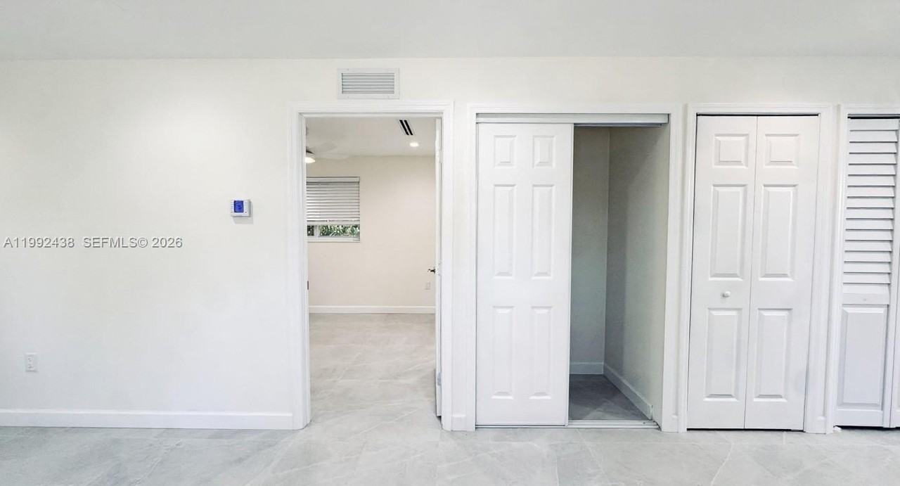 8440 Sw 107th St #GH - Photo 3 of 23