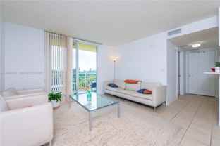 816 Nw 11th St #606 - Photo 1 of 1