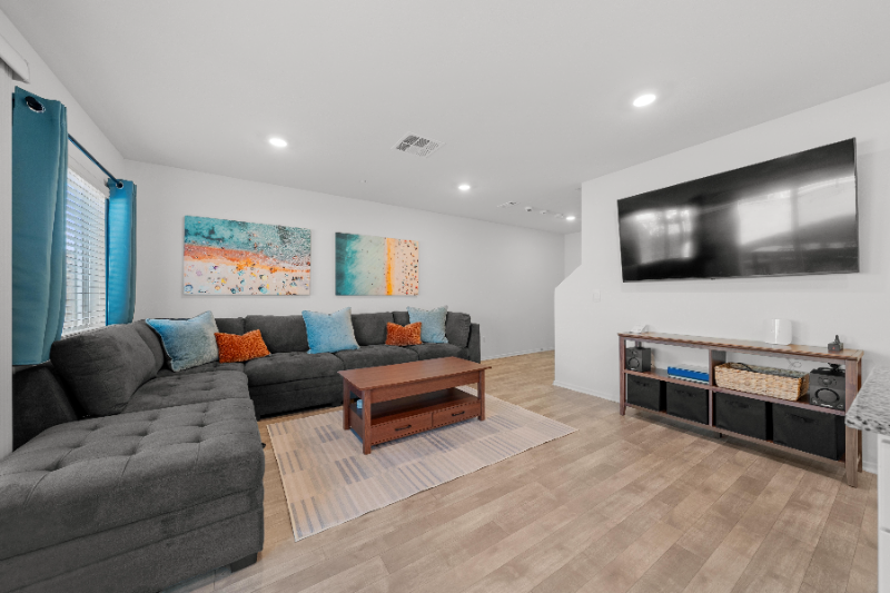 30622 Dart Ct - Photo 5 of 50