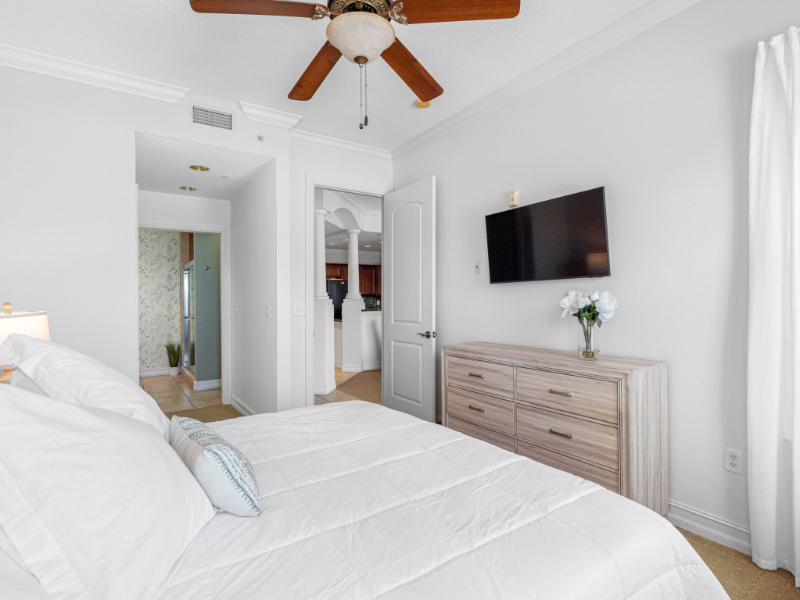 13941 Clubhouse Dr #203 - Photo 7 of 20