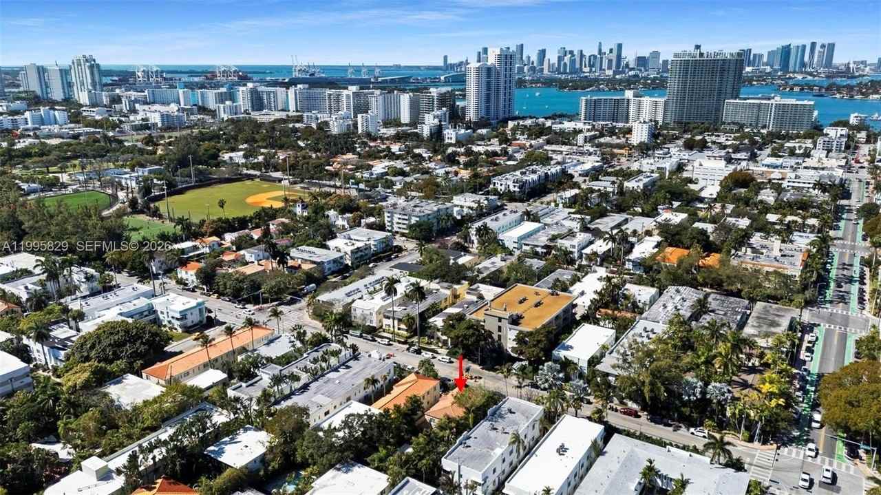 1545 Meridian Ave - Photo 5 of 50