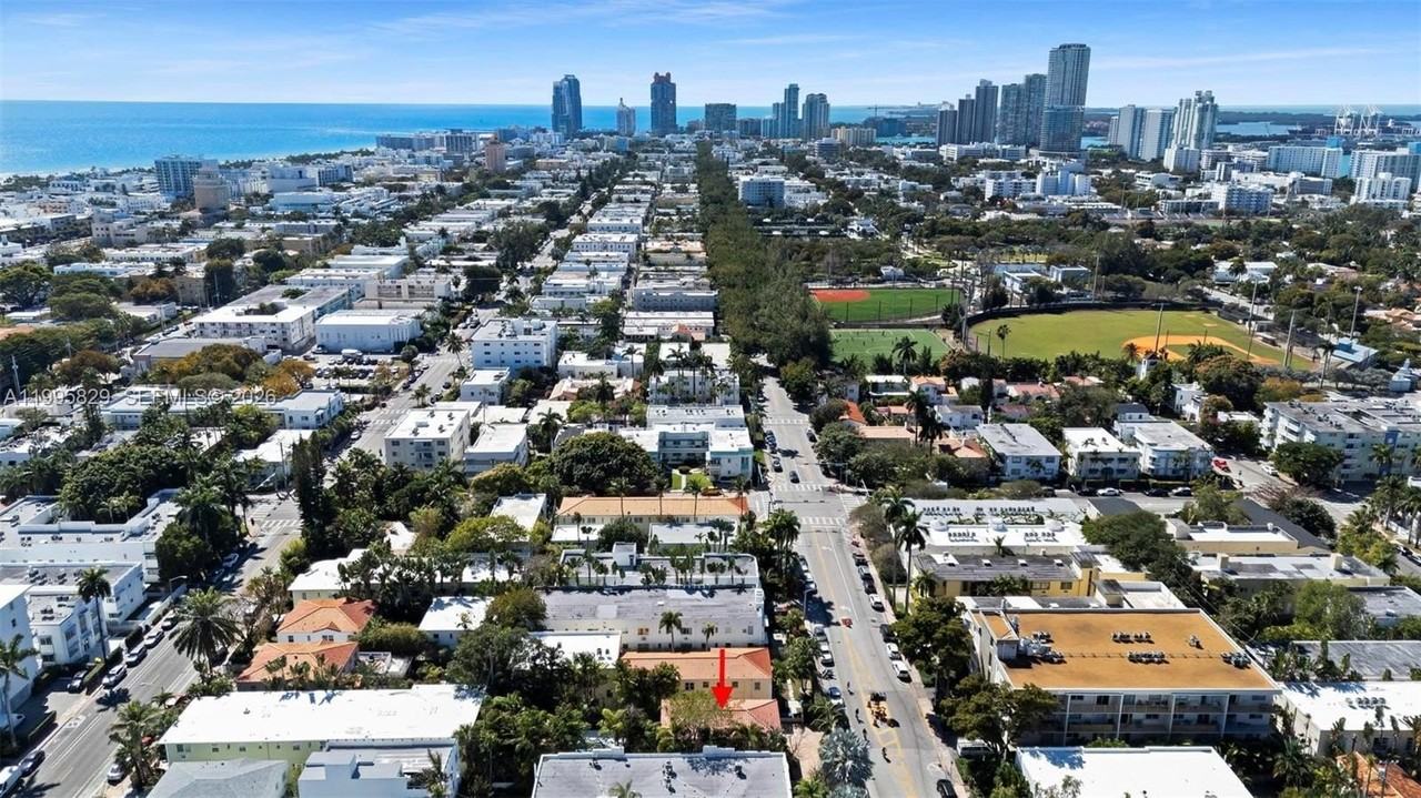 1545 Meridian Ave - Photo 6 of 50