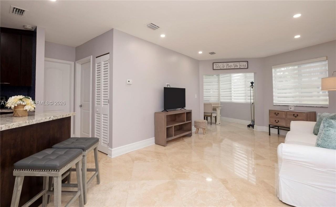 1723 Ne Miami Gardens Dr #235 - Photo 5 of 19