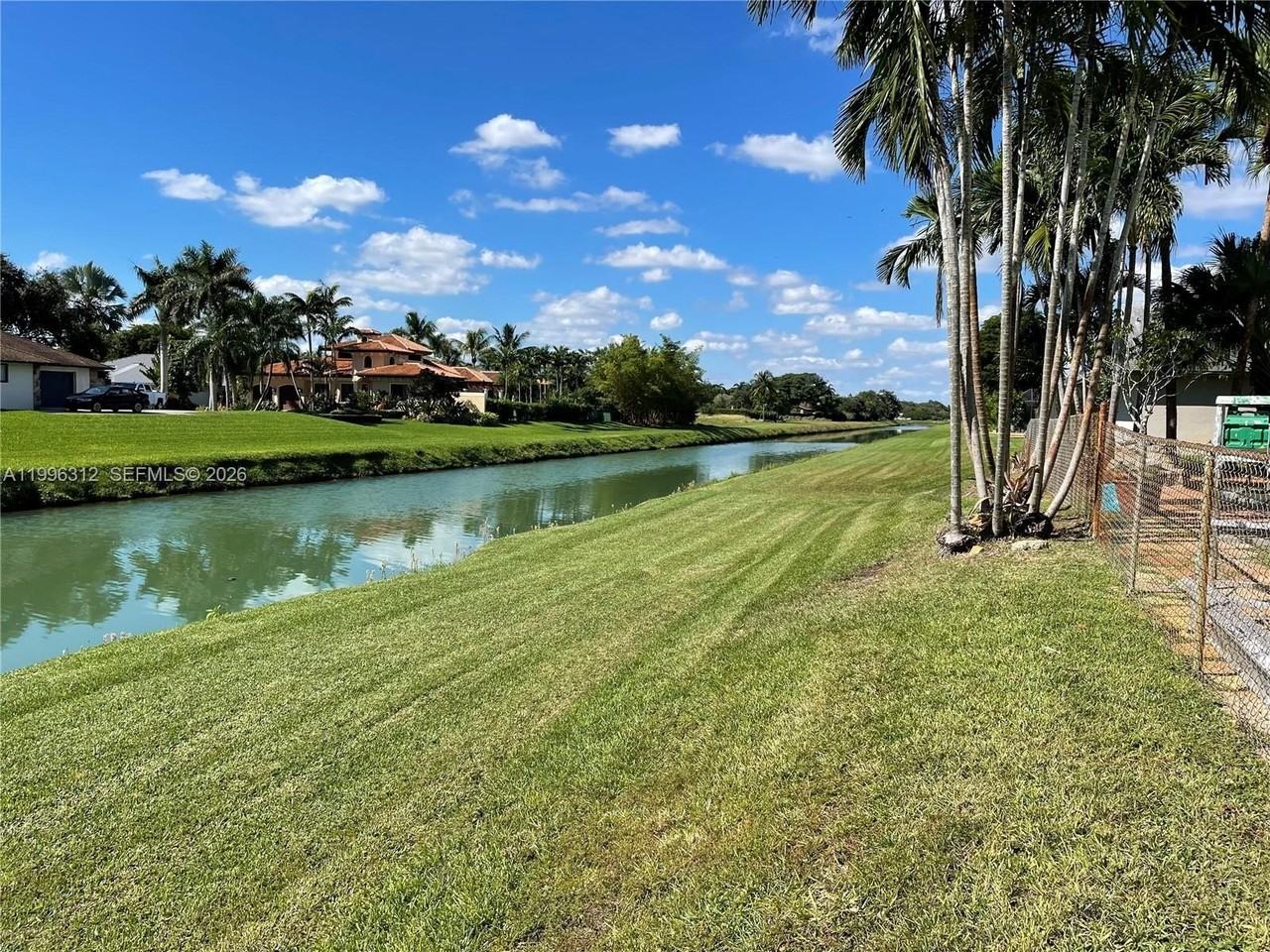 7940 Sw 173rd Ter - Photo 5 of 21