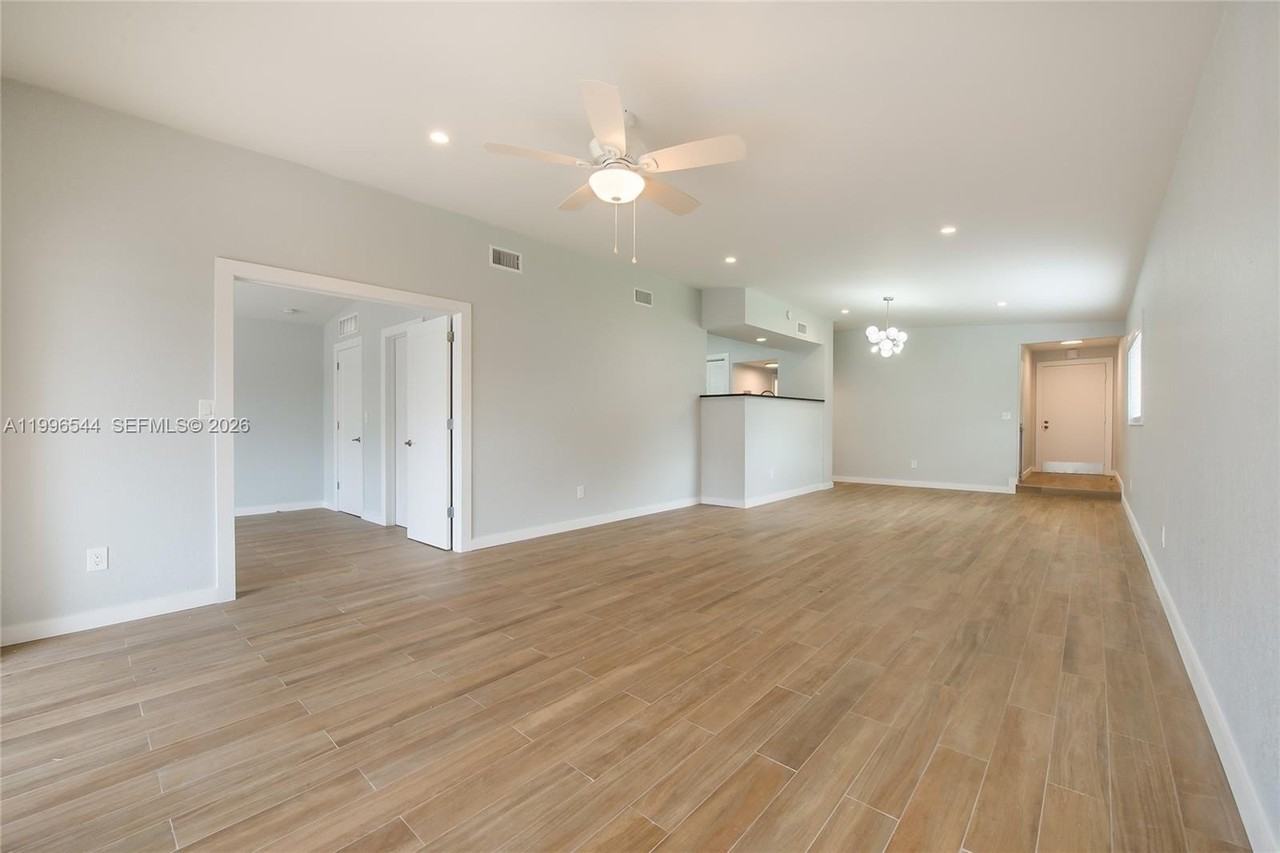 7426 Sw 106th Pl - Photo 7 of 9