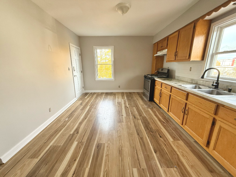 13 Brooks Ave #2 - Photo 6 of 15