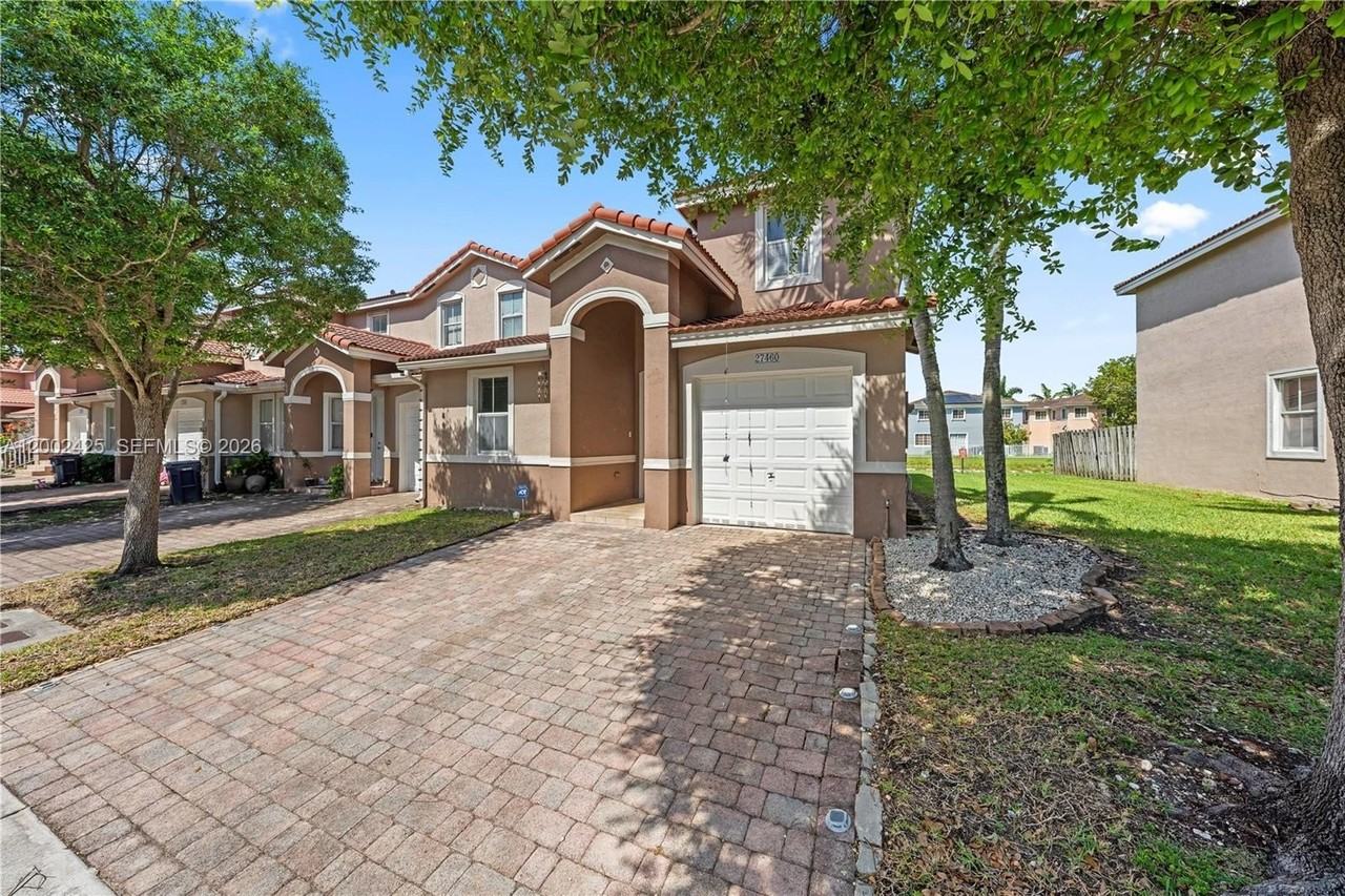 27460 Sw 138th Path #27460 - Photo 2 of 29