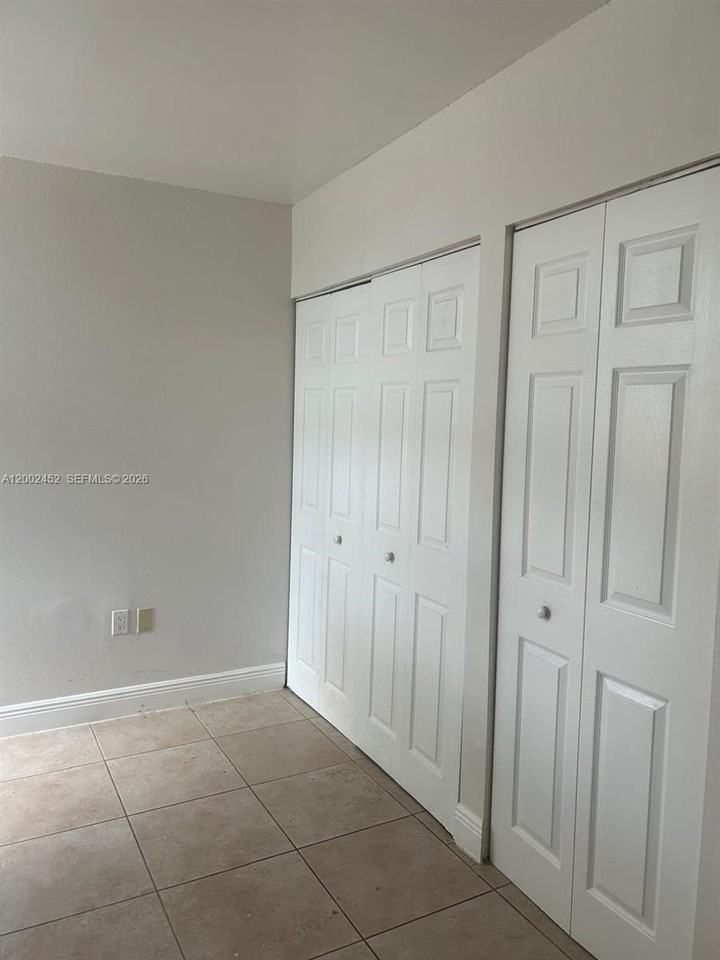 6100 Sw 68th St #58 - Photo 7 of 12