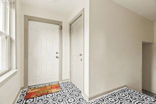 1724 W 19th St #3 - Photo 1 of 1