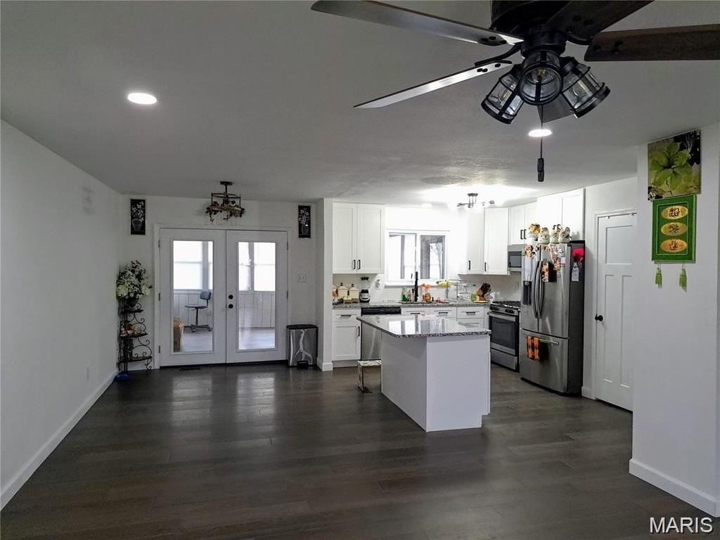 2336 Hempline Ct - Photo 4 of 16