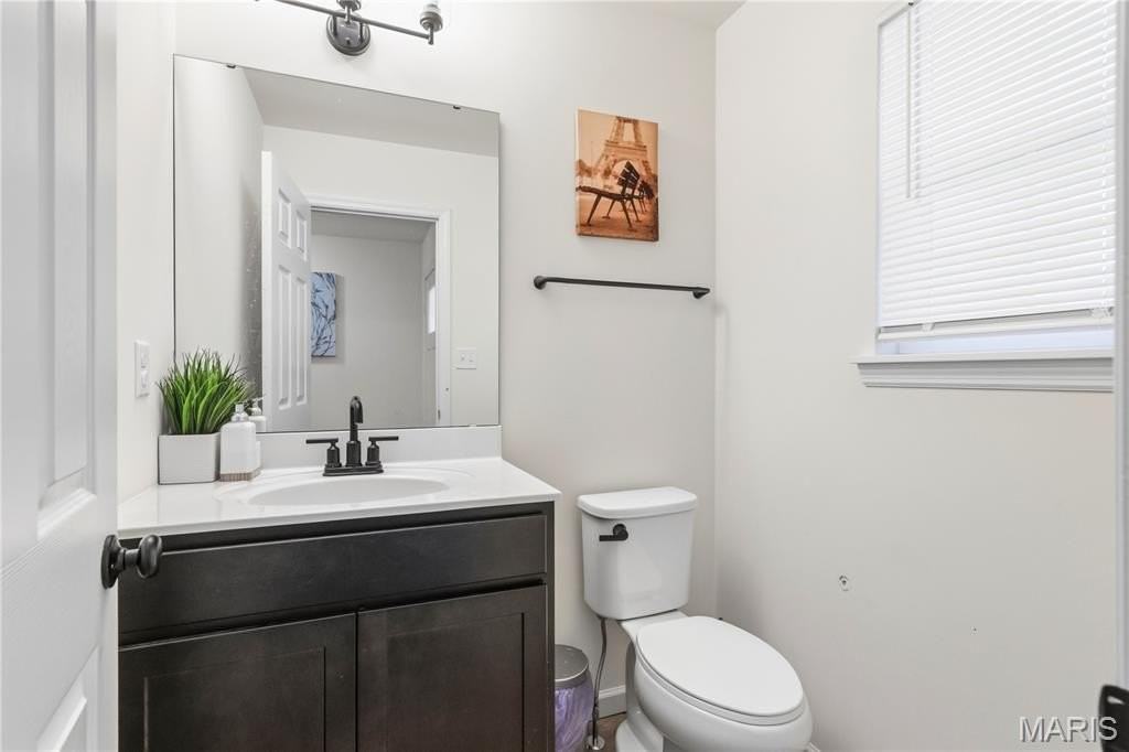 907 Black Bear Dr - Photo 7 of 28