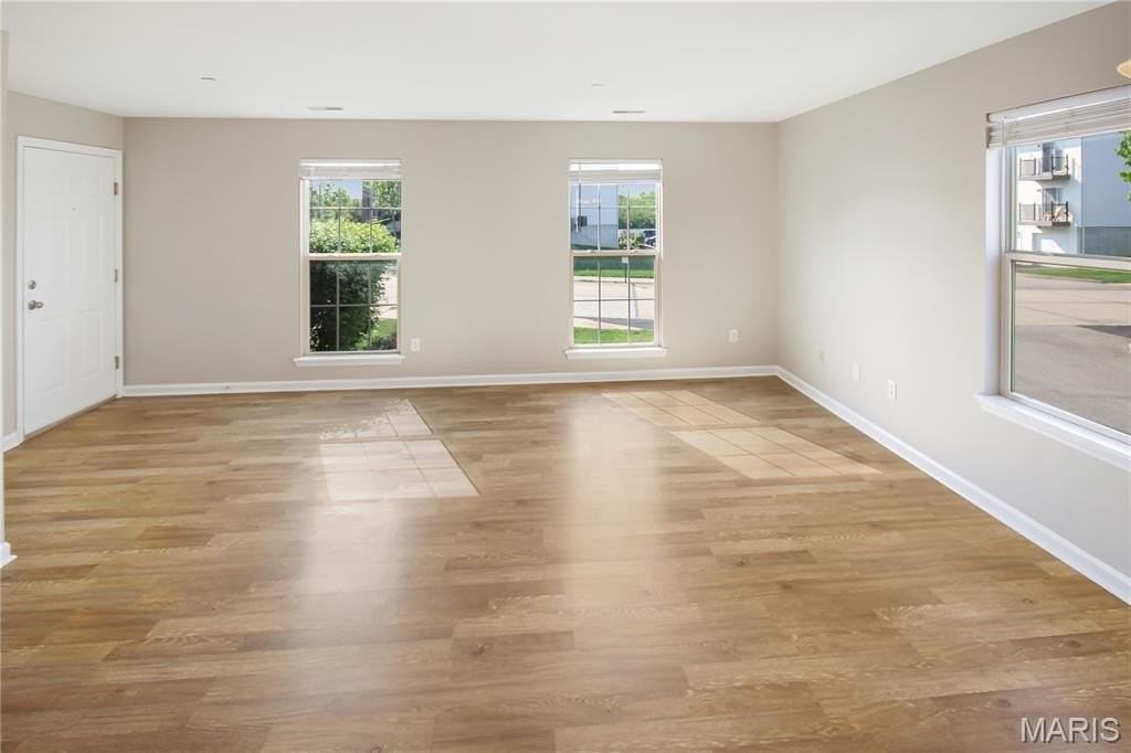 284 Stonewall Creek Dr - Photo 5 of 24