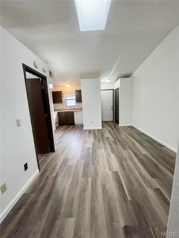 128 Ashley Dr - Photo 3 of 10