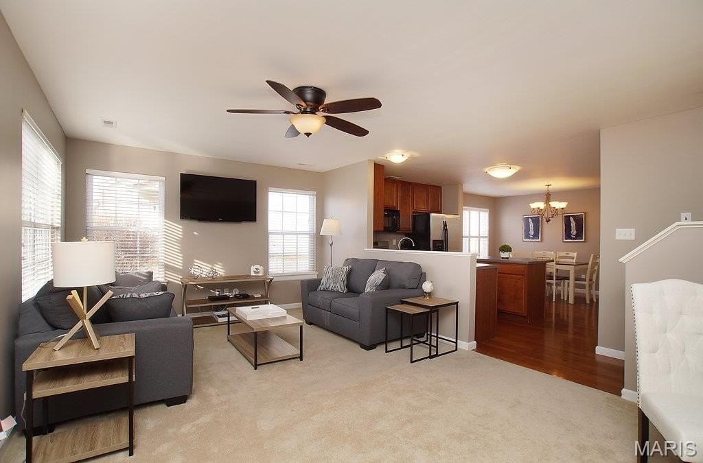 307 Shady Rock Ln - Photo 4 of 26