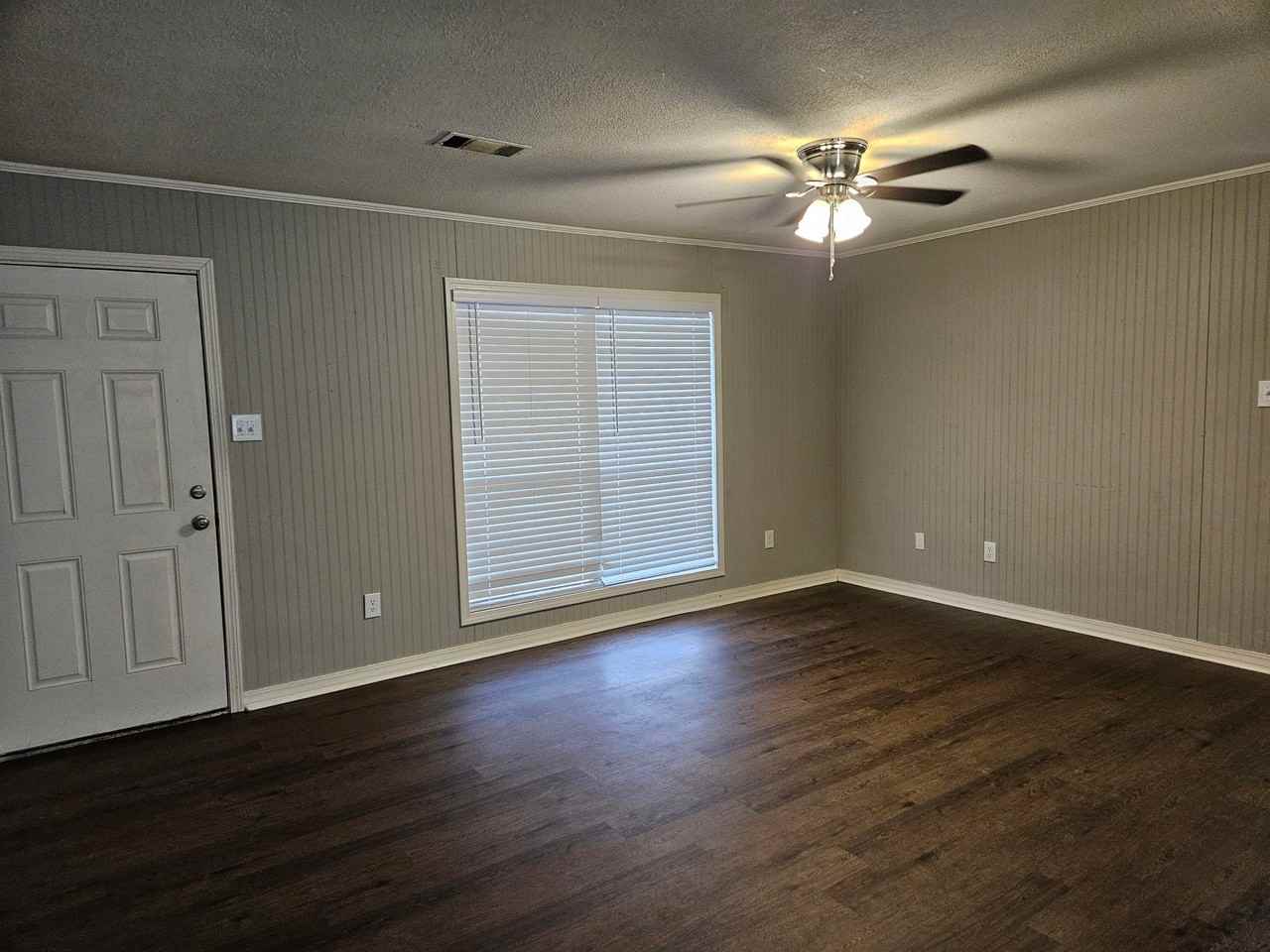 16 Linder Rd #2 - Photo 2 of 8