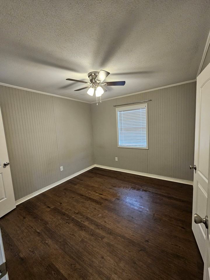 16 Linder Rd #2 - Photo 6 of 8
