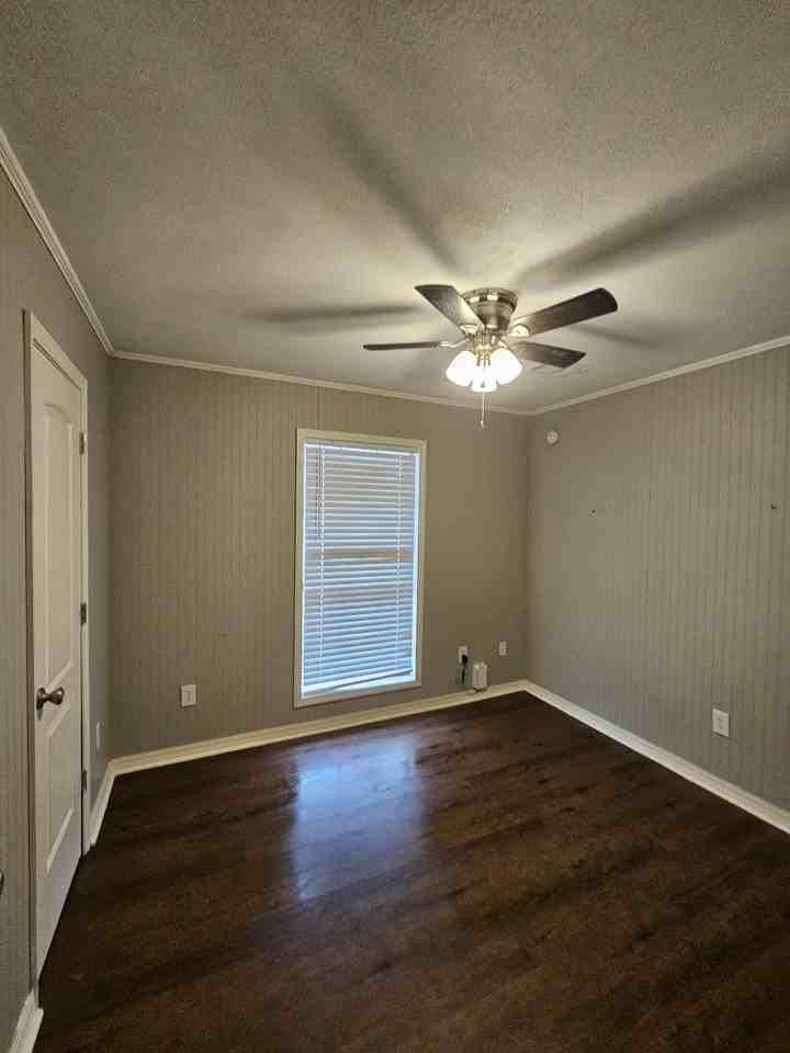 16 Linder Rd #2 - Photo 7 of 8