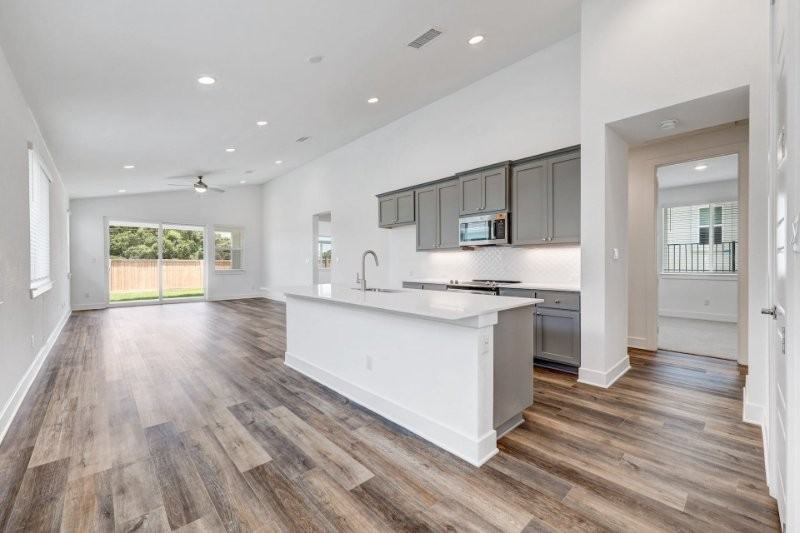 3805 Mesquite Valley Rd - Photo 2 of 20