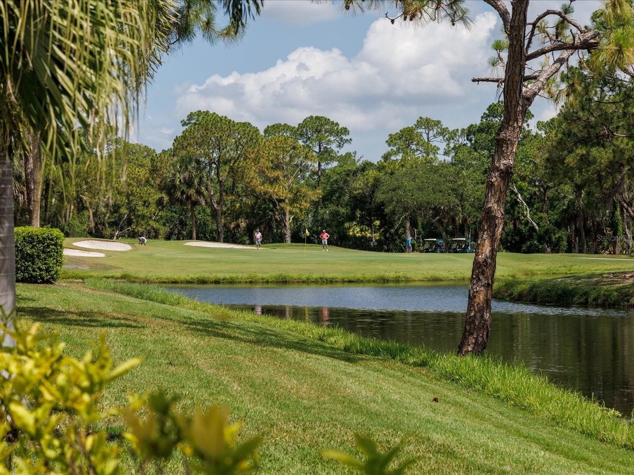 4440 Weybridge #4440 - Photo 2 of 28