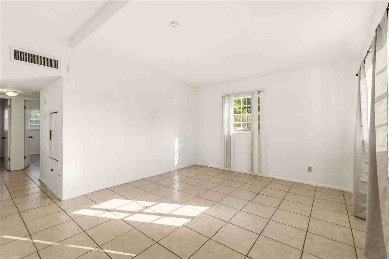 2615 9th Avenue Dr E - Photo 6 of 24