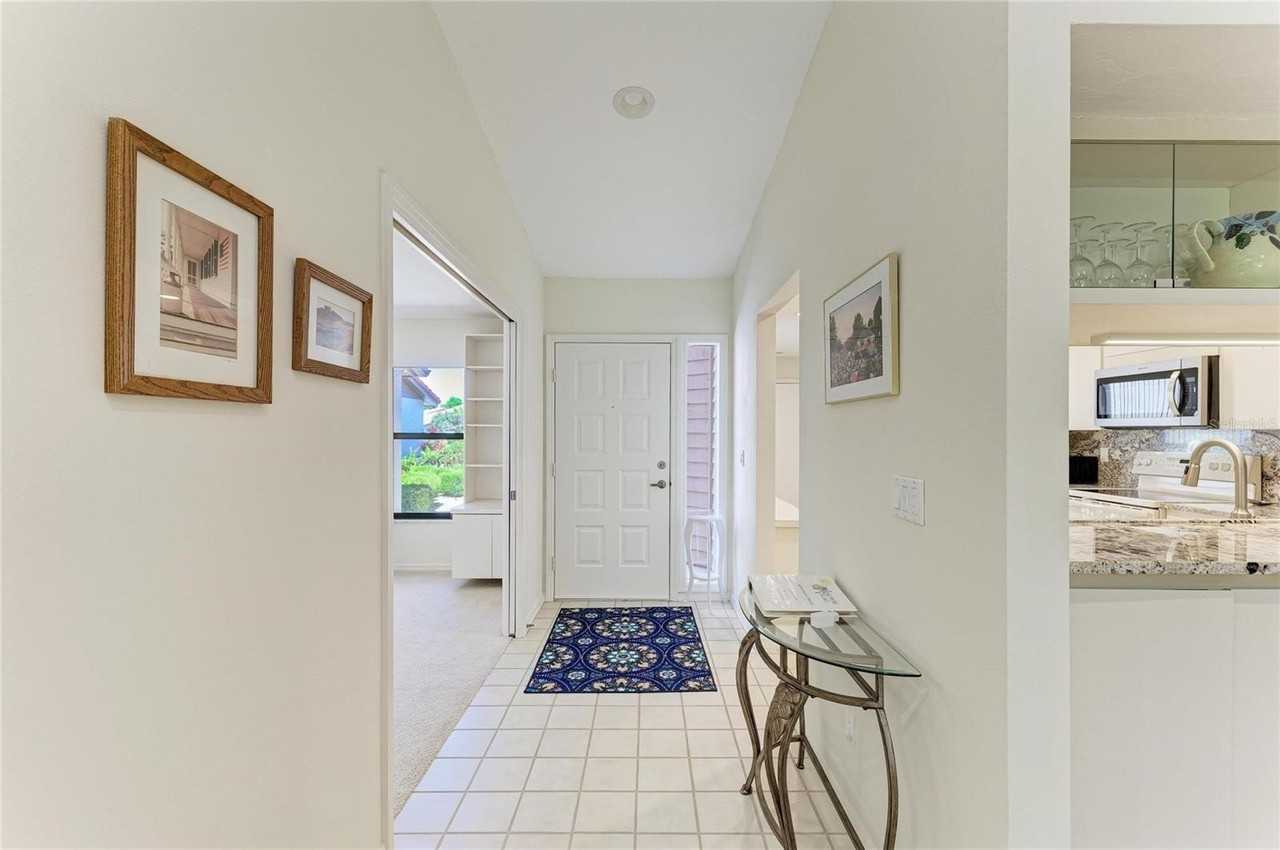 3946 Wilshire Cir E #168 - Photo 7 of 46