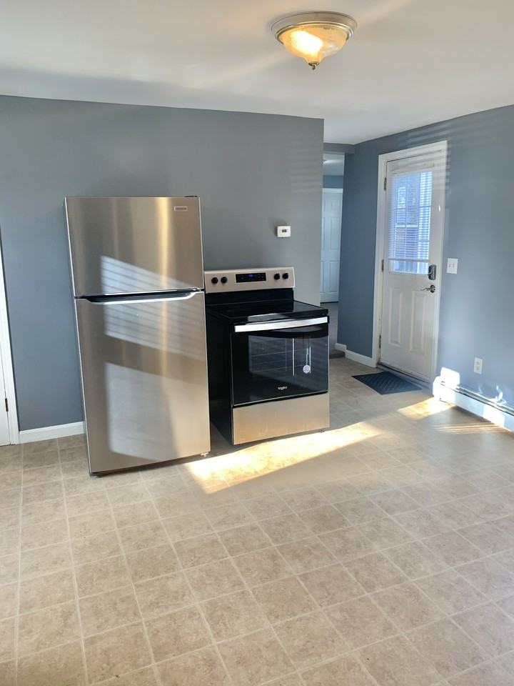 50 Charles St #1 - Photo 4 of 13