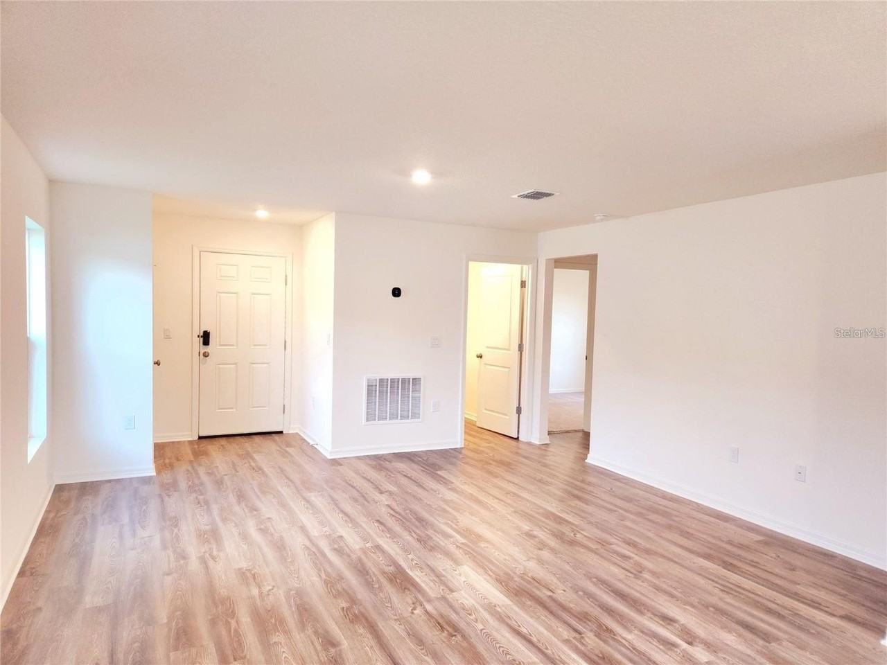 1931 Golden Beak Dr - Photo 4 of 23