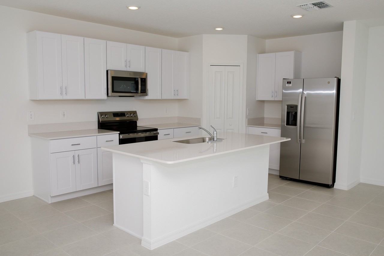 11474 Brae Way - Photo 3 of 20