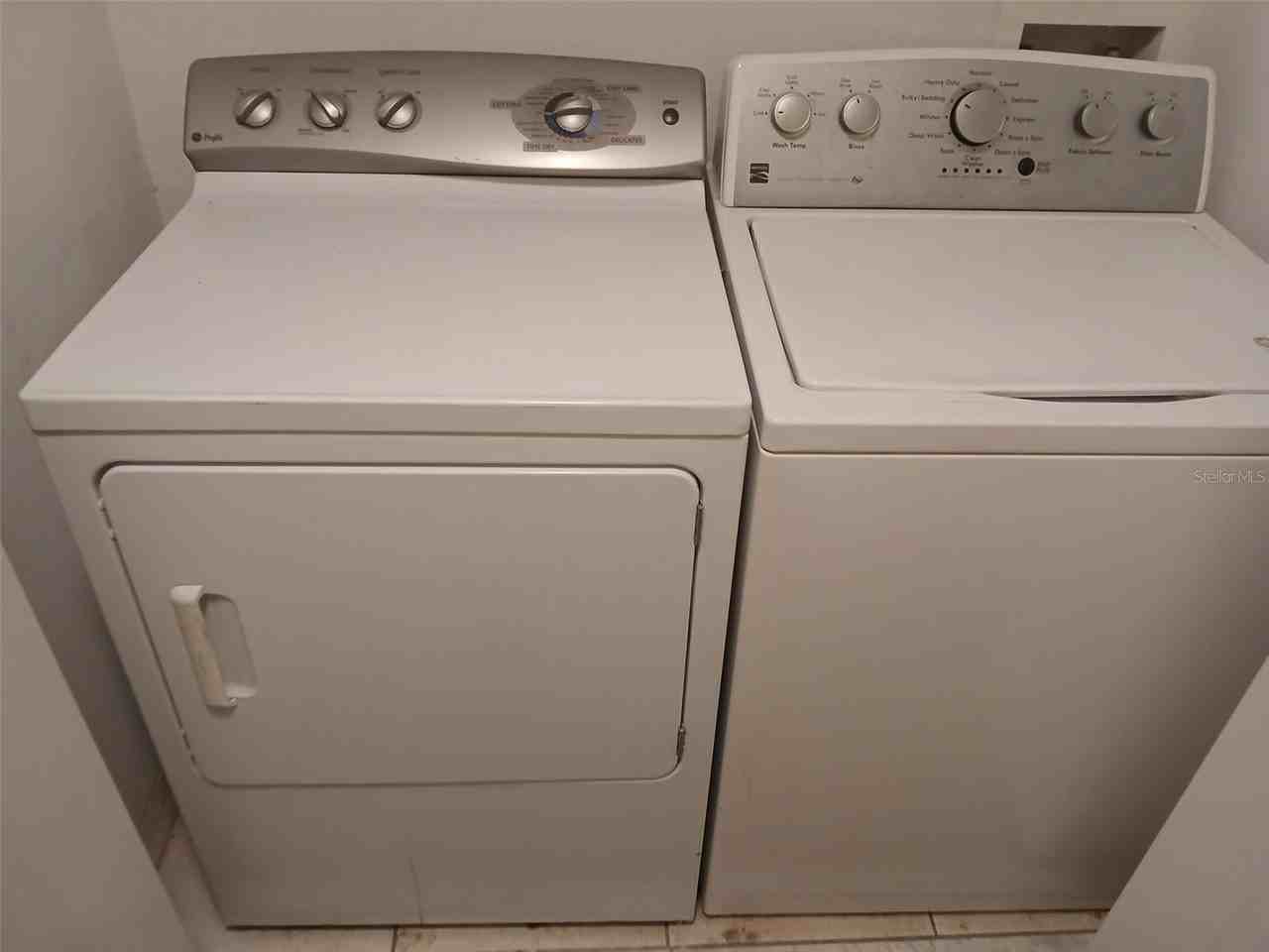 4239 Winding Vine Dr - Photo 5 of 5