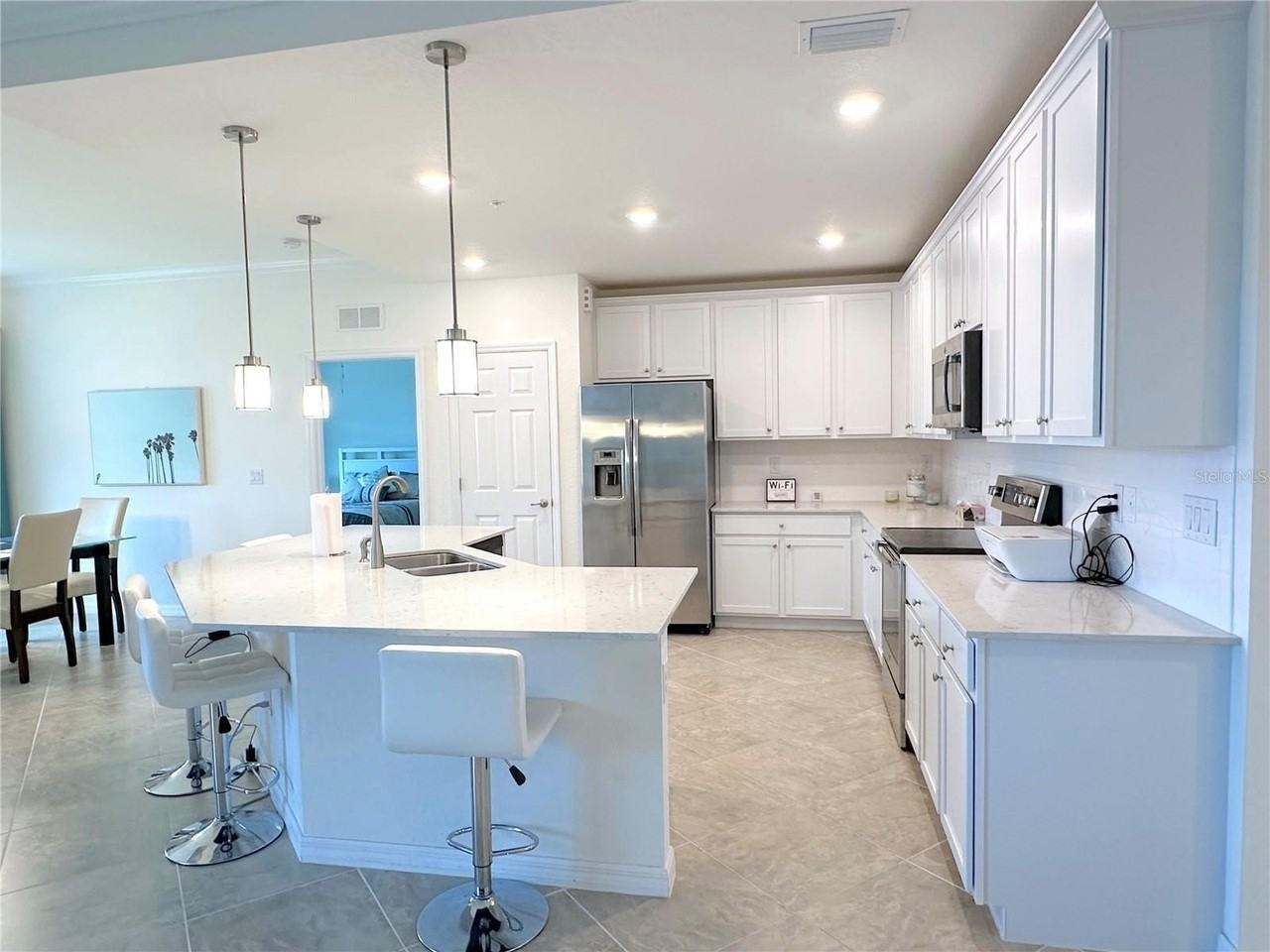 10054 Crooked Creek Dr #102 - Photo 3 of 46