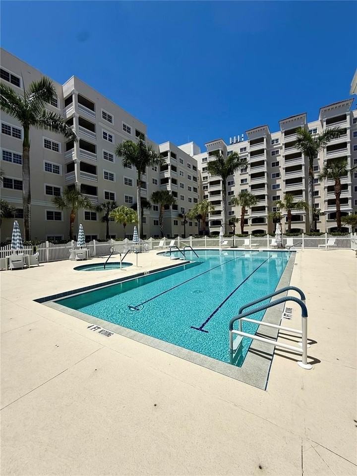 3730 Cadbury Cir #528 - Photo 5 of 31