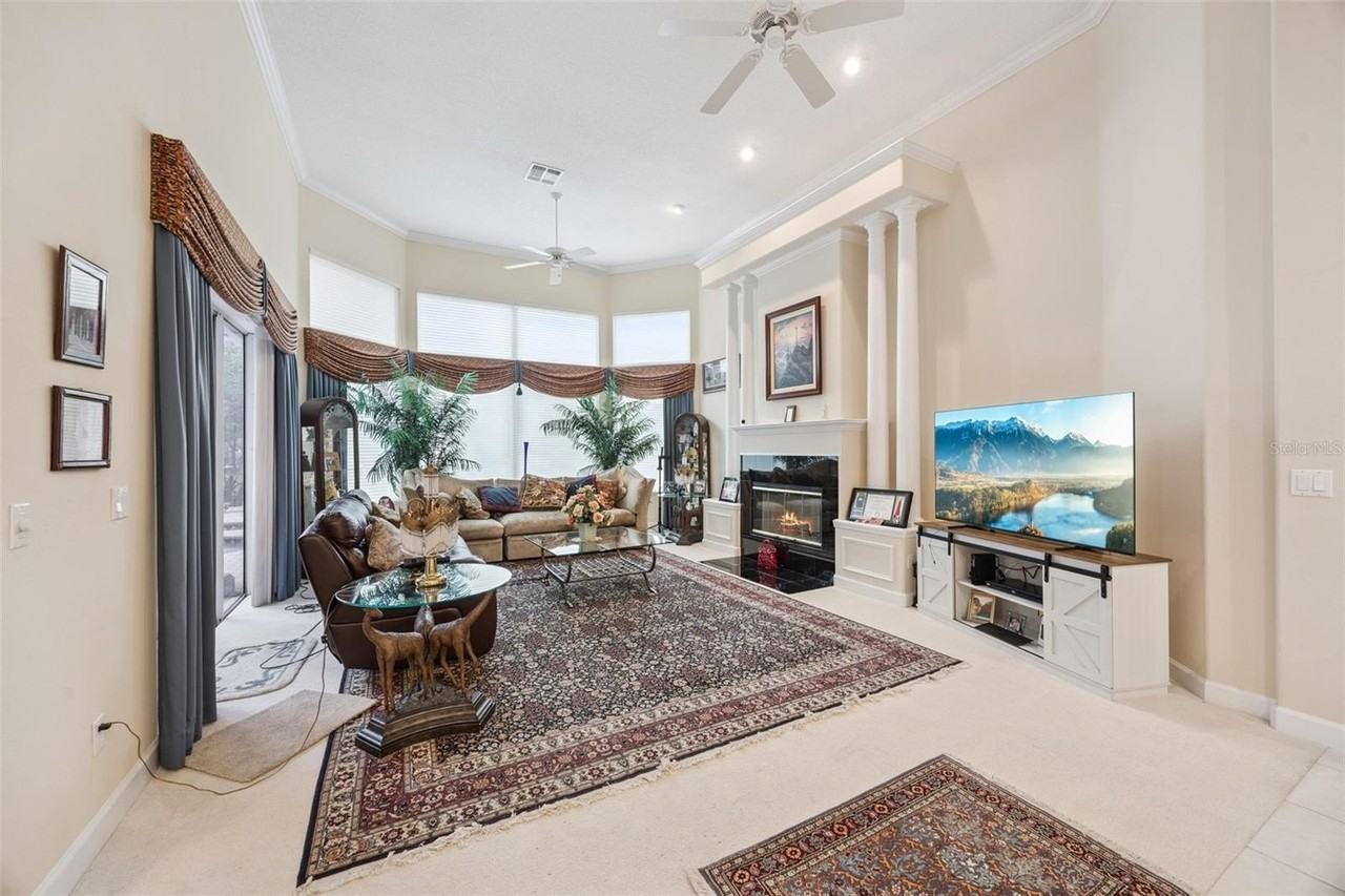 8742 Southern Breeze Dr - Photo 4 of 50