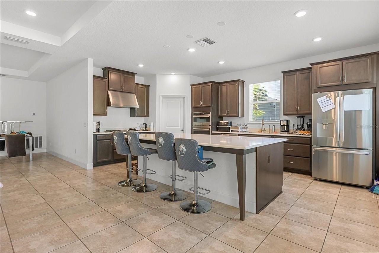 12060 Lidflower St - Photo 4 of 26