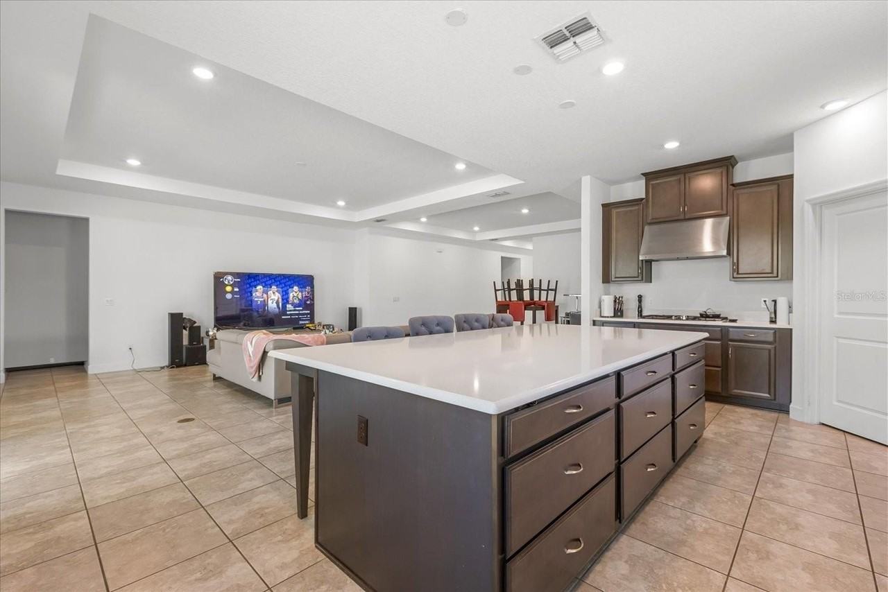 12060 Lidflower St - Photo 5 of 26