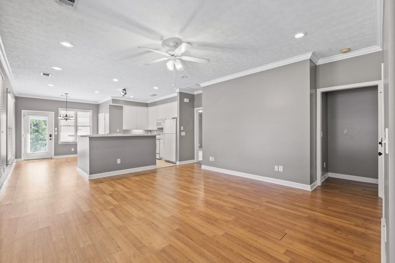 1623 Wellington St #NA - Photo 3 of 13