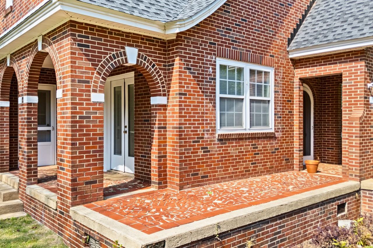 1008A Fitzpatrick Ave #NA - Photo 3 of 17