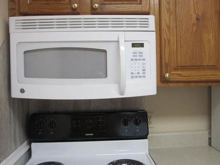 434 Hayton Ave - Photo 6 of 13