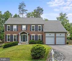 featured image of 5 Sarasota Dr