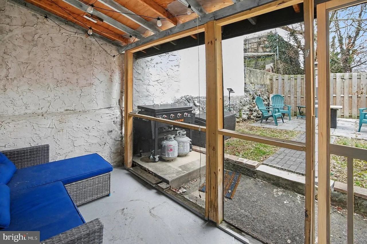 115 Hermit St - Photo 7 of 15