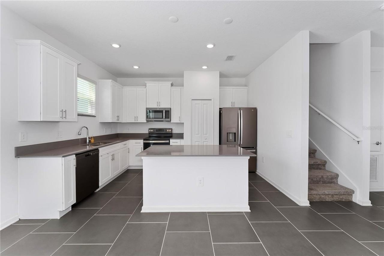 7588 Stone Creek Trl - Photo 2 of 21