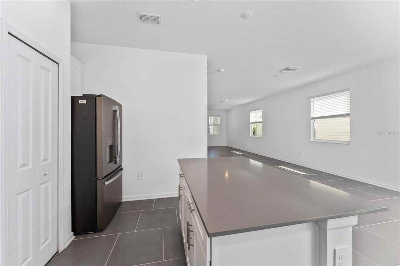 7588 Stone Creek Trl - Photo 4 of 21