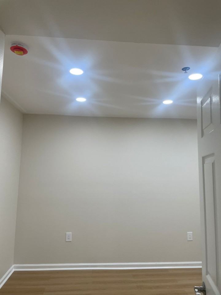 167 N Grove St #1H - Photo 5 of 6