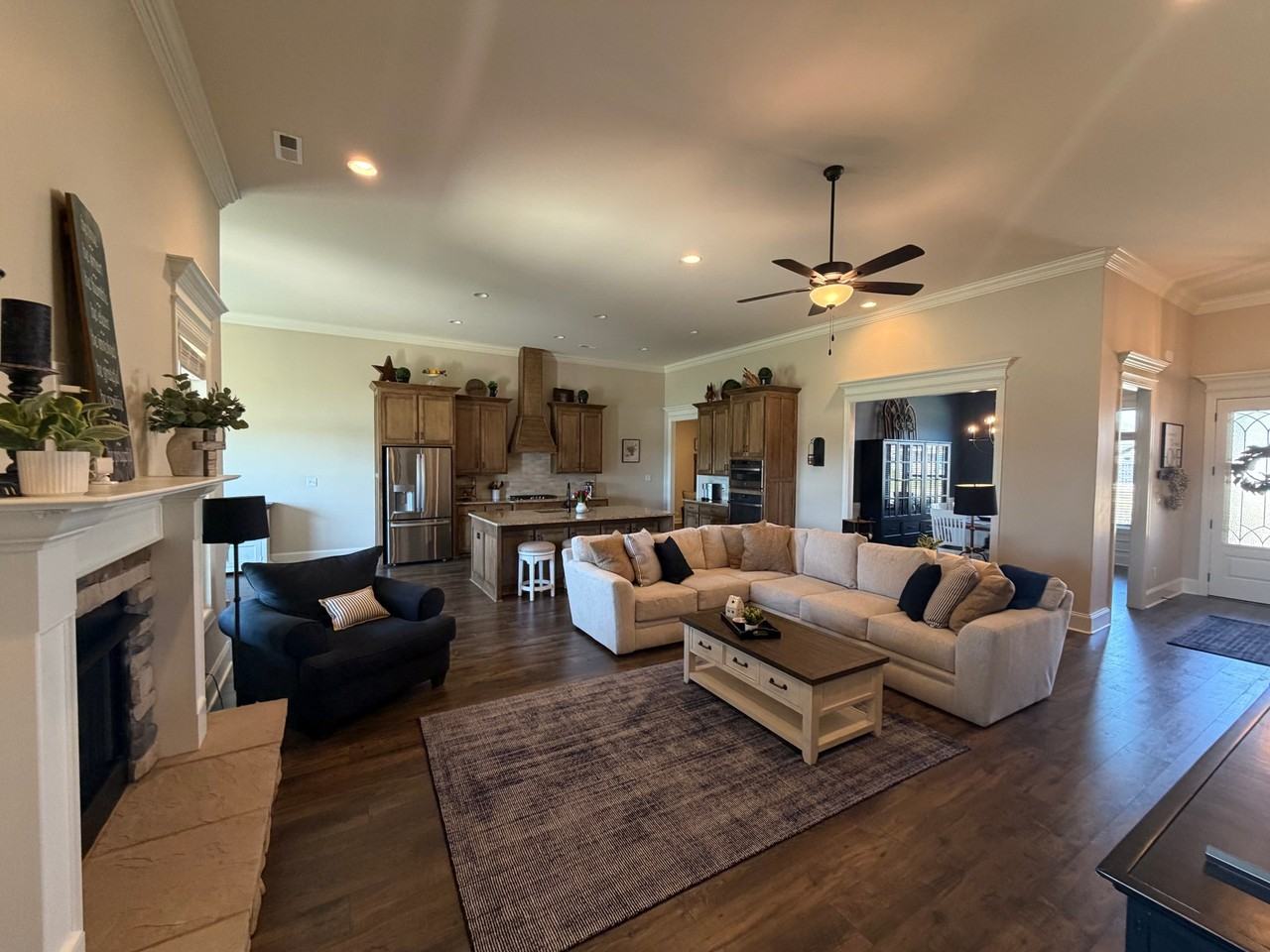 26316 Woodfield Dr - Photo 5 of 20