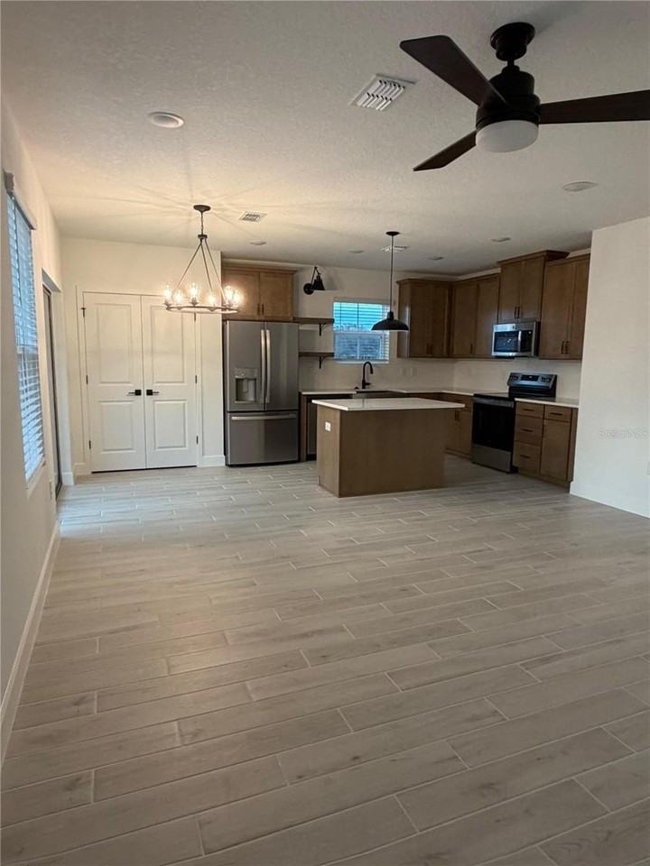 15356 Sw 34th Ter - Photo 2 of 10