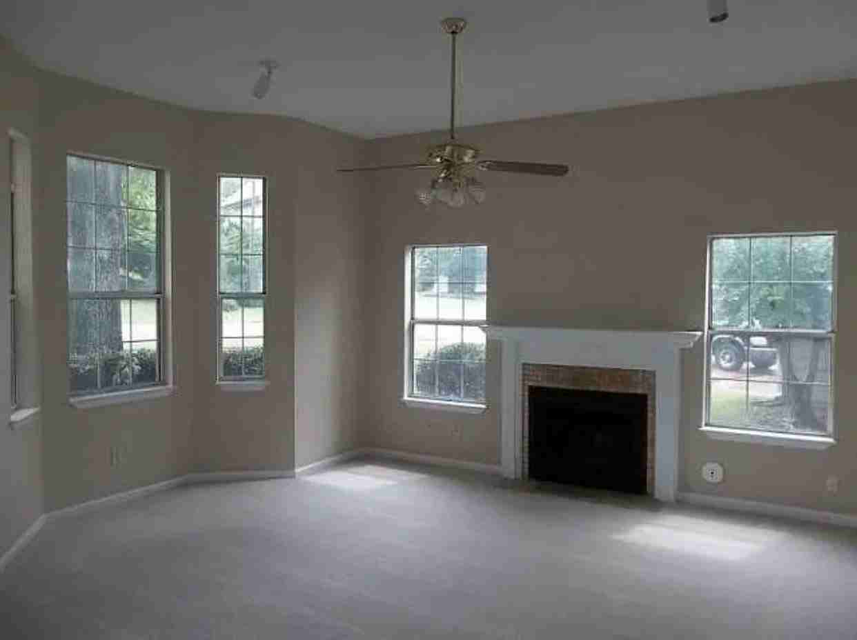 2705 Ashbury Point Ln - Photo 3 of 11